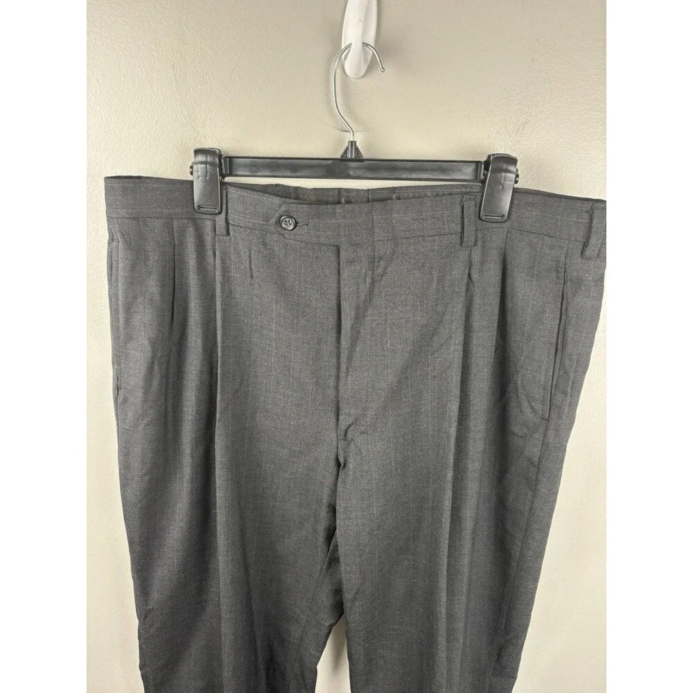 Jos. A. Bank Executive Suit Men's 46L Gray Pinstripe 100% Wool 2-Button